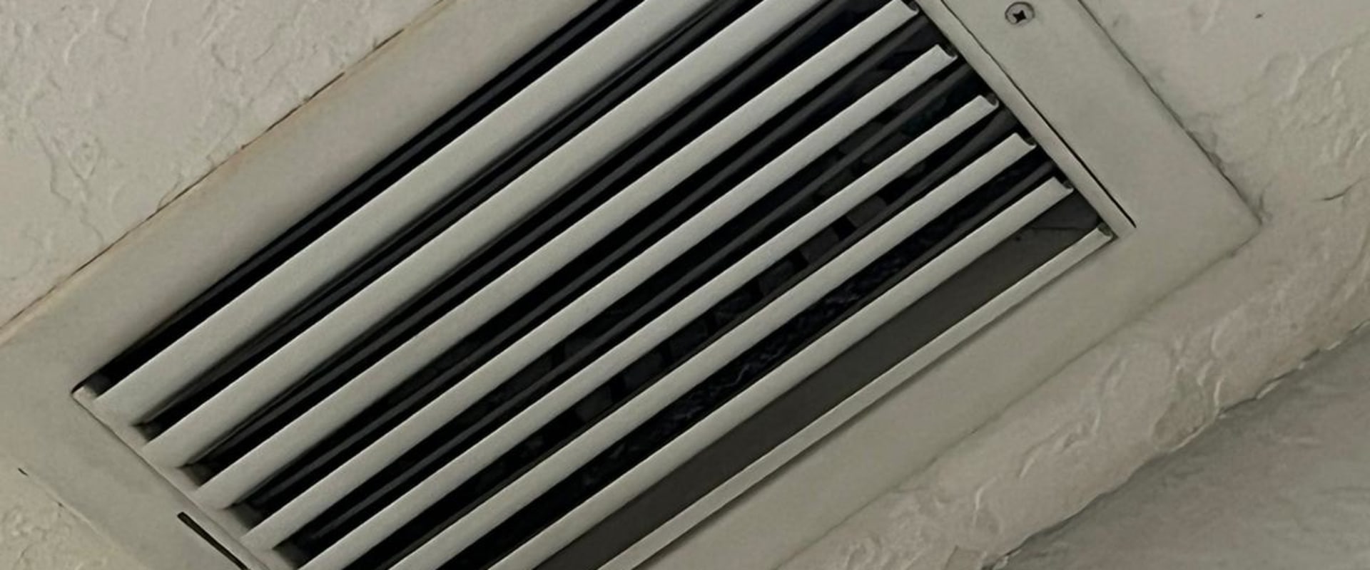 How Air Duct Cleaning Services Company Near Jensen Beach FL Enhances Air Quality with MERV 11 Filters?